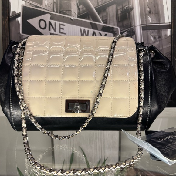 CHANEL Handbags - CHANEL Black and Cream Shoulder Bag
